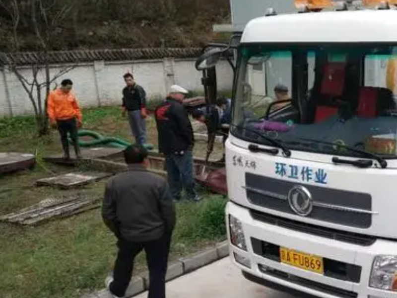 北京西城区疏通下水道马桶 抽化粪池隔油池抽泥浆 开锁修锁