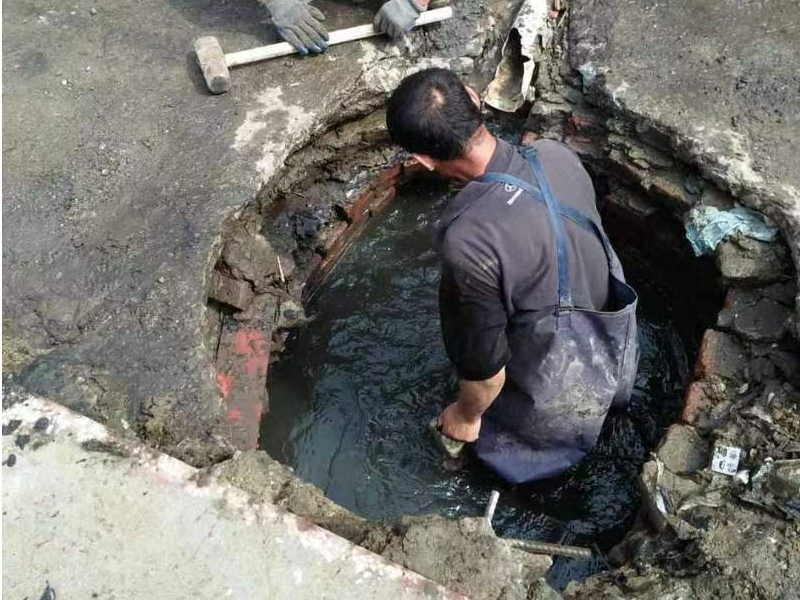 北京西城区新街口专业污水厂处理抽化粪池污水管道清洗